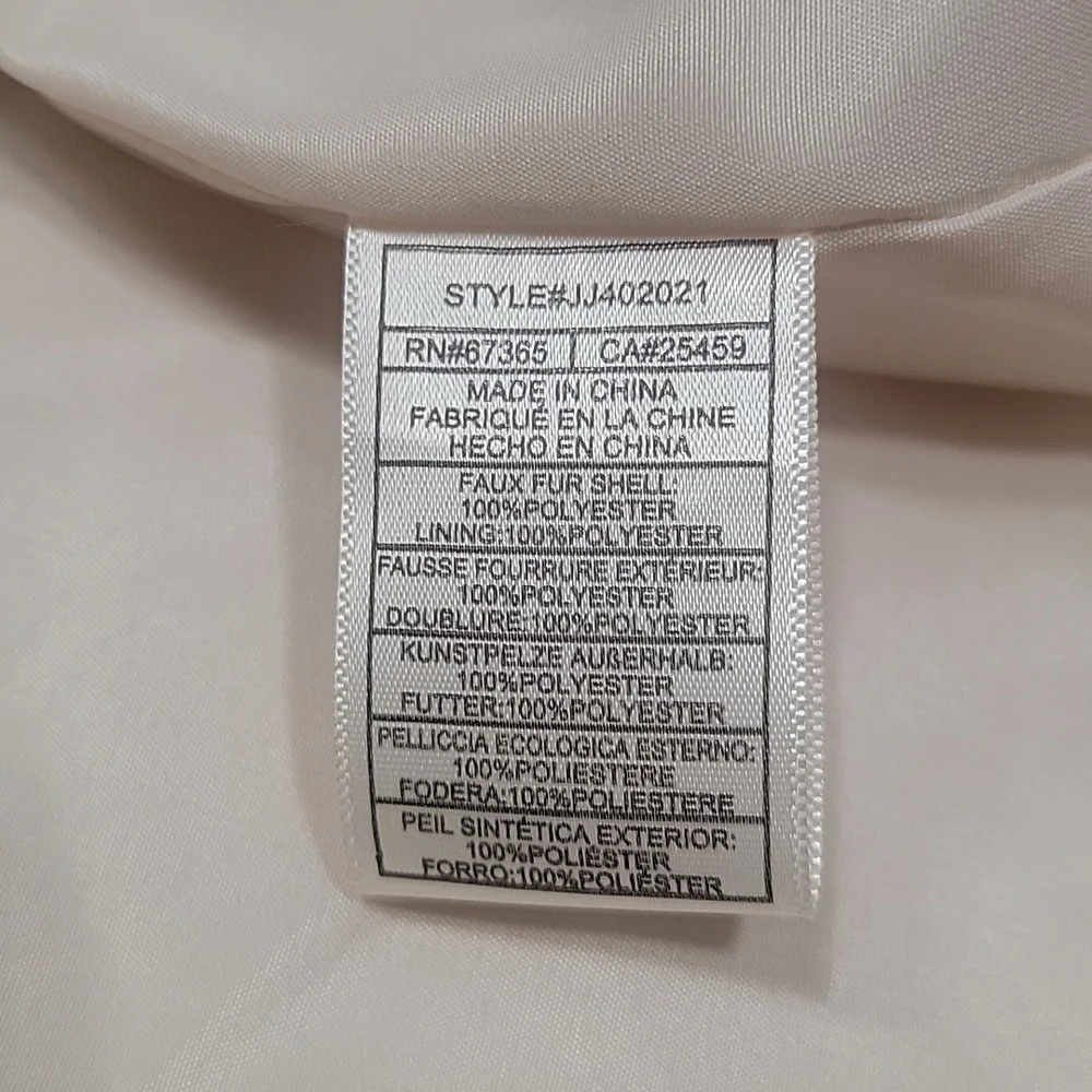 Jack by BB Dakota. Size M. Faux Fur Cropped Jacket. NEW with Tag! - Picture 9 of 11